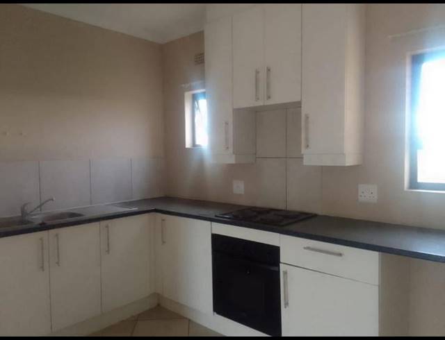 3 BEDROOM APARTMENT FOR SALE IN WALDRIFT